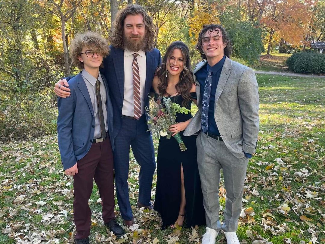 Rhett McLaughlin family photo